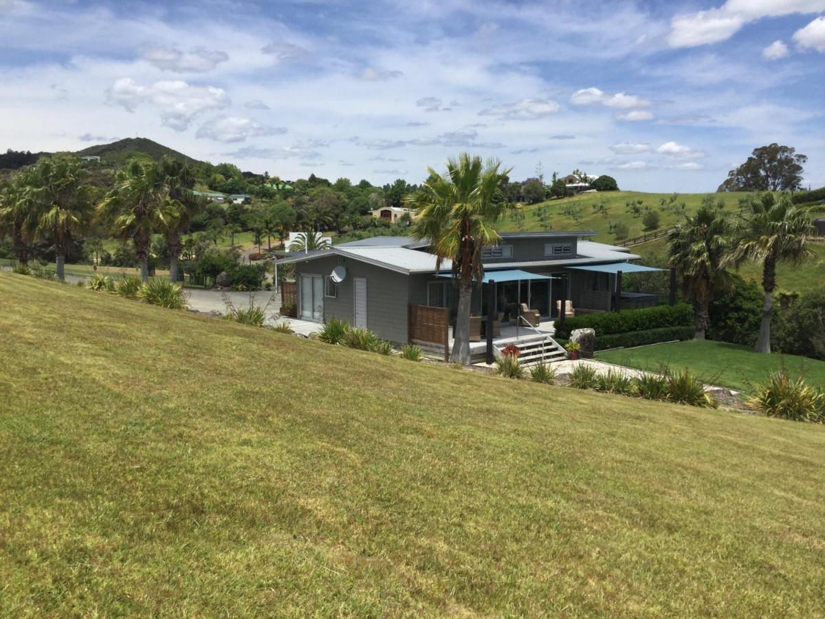 Pukeko Nest Bed & Breakfast Russell Exterior photo